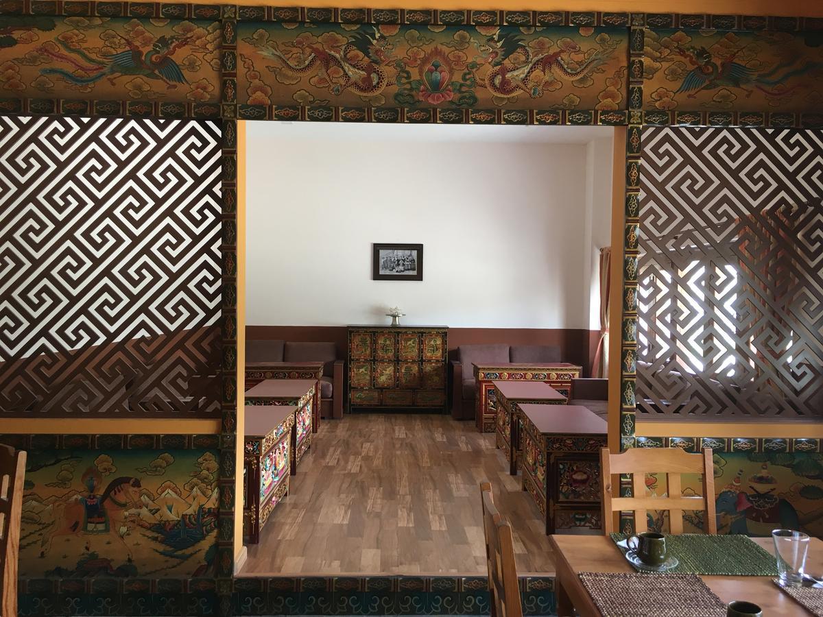 Royal Mustang Resort Nāmbo エクステリア 写真